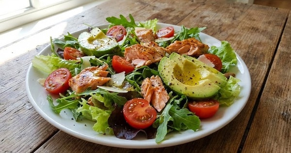 Nên ăn gì trước khi uống rượu: 5 loại thực phẩm giúp giảm say và bảo vệ dạ dày trong dịp Tết