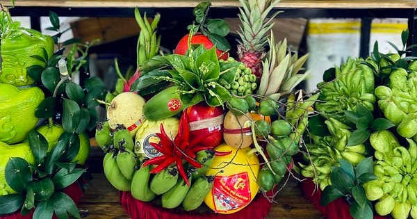 Mâm ngũ quả giá tiền triệu vẫn 'cháy hàng' dịp cận Tết 2026