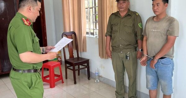 Bắt đối tượng dùng súng và bình xịt hơi cay để đòi nợ