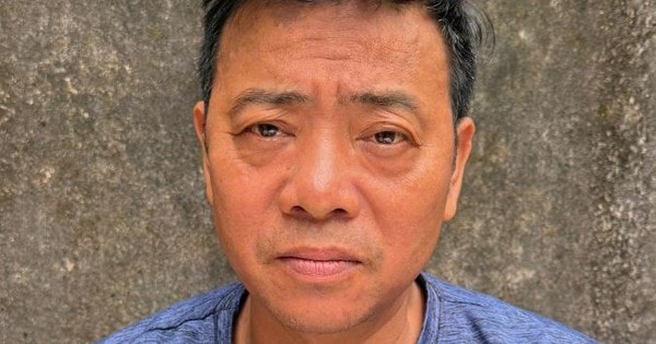 Sau 27 năm lần trốn, kẻ sát hại hàng xóm ra đầu thú