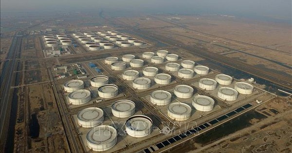 Giá dầu thô tăng vọt lên mức cao nhất kể từ tháng 8/2022