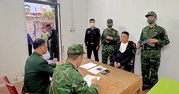 Vận chuyển gần 20 cây vàng trái phép qua cửa khẩu, gã đàn ông nước ngoài bị bắt giữ