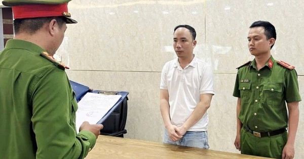 Bắt giám đốc trung tâm trị liệu lừa học viên gần 100 triệu đồng