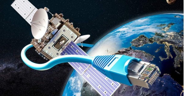 Giá internet vệ tinh của Starlink khoảng 2,2 triệu đồng mỗi tháng