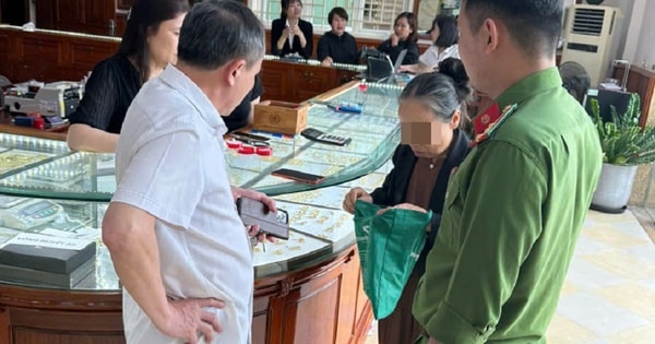 Tin lời công an ‘dởm’, cụ bà mang 19 chỉ vàng đi bán