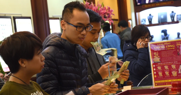 Giá vàng SJC tuột mốc 175 triệu đồng, tỷ giá USD tại các ngân hàng tăng mạnh