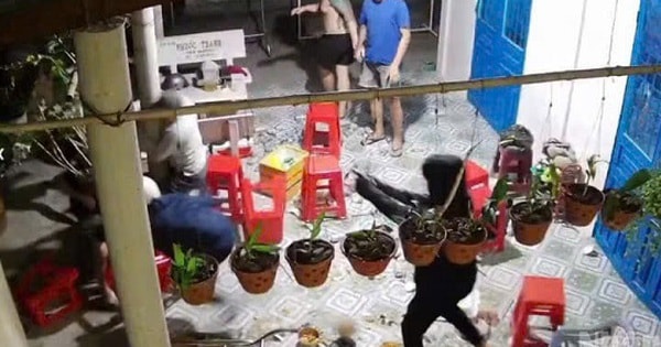 Nhóm người lạ xông vào nhà nổ súng, đâm chém người đang ăn nhậu