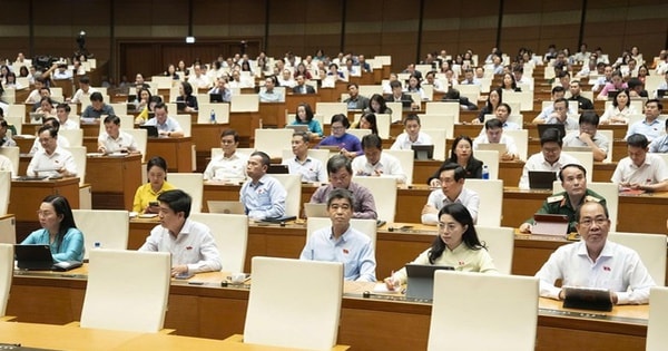 Quốc hội sắp biểu quyết giảm 3 sắc thuế với xăng, dầu