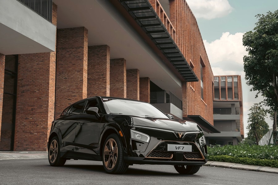 Bảng giá xe VinFast VF 7 mới nhất tháng 4/2026