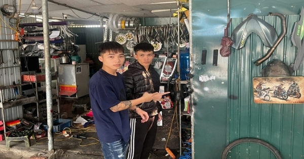 Dán đè mã QR tại các cửa hàng, 2 thanh niên chiếm đoạt tiền bị khởi tố