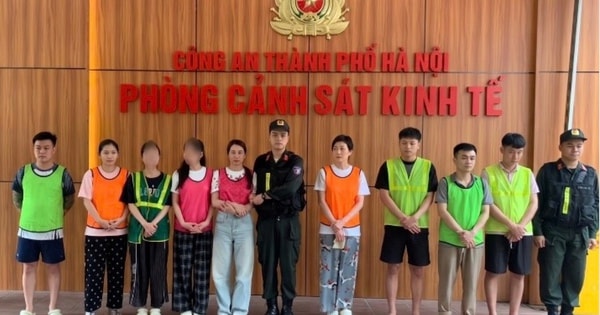 Khởi tố 9 đối tượng thu thập, mua bán trái phép tài khoản ngân hàng ở Hà Nội