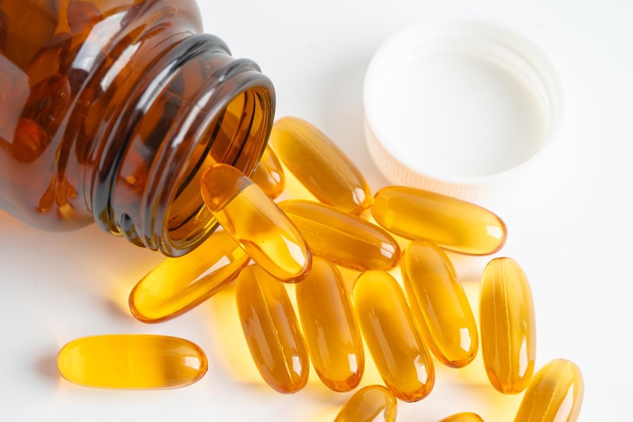 Mặt trái không ngờ từ dầu cá bổ não được hàng triệu người Mỹ tin dùng