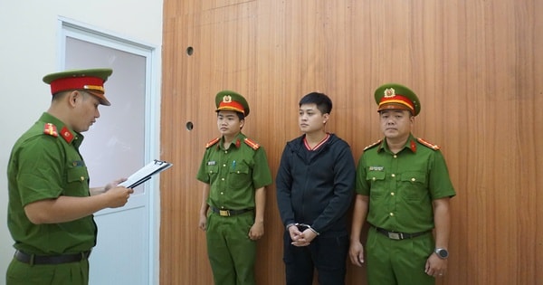 Chỉ vay 20 triệu, người phụ nữ gánh nợ 400 triệu vì 'phí dịch vụ', 'tiền cà phê' và đáo hạn dây chuyền