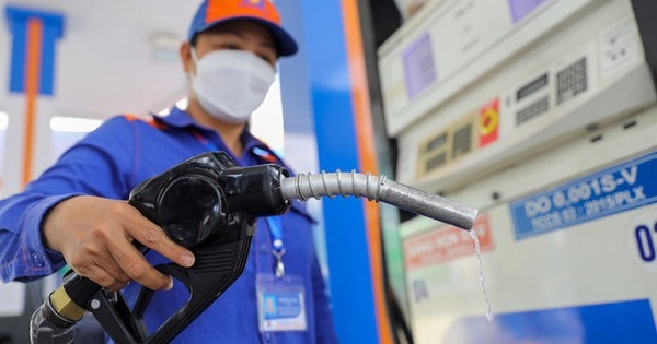 Thuế xăng, dầu về 0: Doanh nghiệp miễn kê khai, nộp thuế GTGT