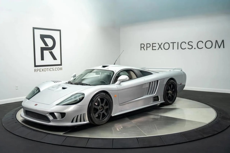 Siêu xe Saleen S7 của tài tử Paul Walker được rao bán