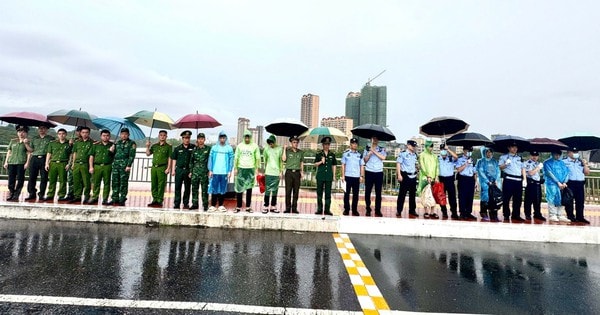 Trao trả 13 công dân Trung Quốc nhập cảnh trái phép vào Việt Nam