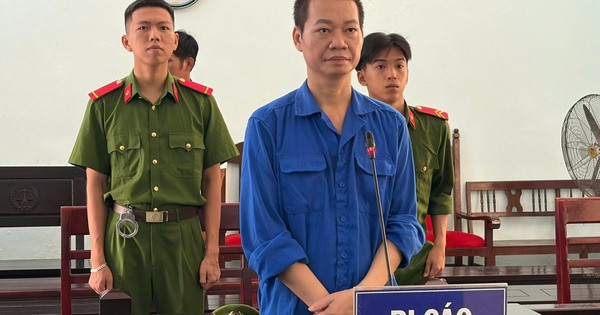 Mở két sắt trộm vàng của 'vợ hờ'