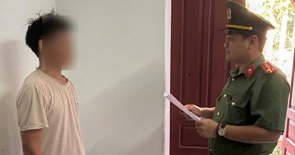 Dùng dao chém ngón tay bạn, nam thanh niên bị khởi tố tội sử dụng vũ khí quân dụng