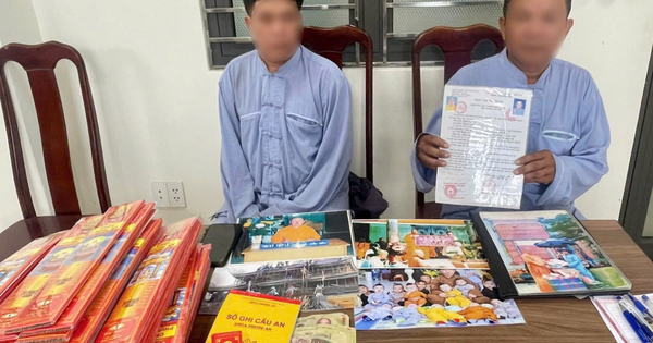 Mặc áo phật tử, 2 người mạo danh nhà chùa để bán nhang, kêu gọi quyên góp