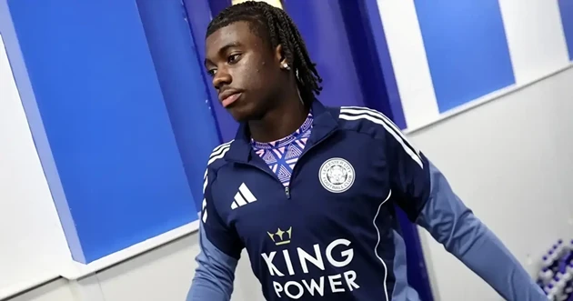 Arsenal vượt mặt Man Utd chiêu mộ thần đồng Jeremy Monga giá 10 triệu bảng