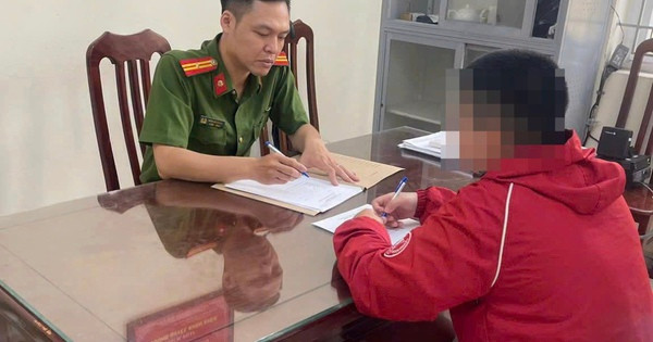Công an Hà Nội xác minh vụ cô gái trẻ bị shipper hành hung