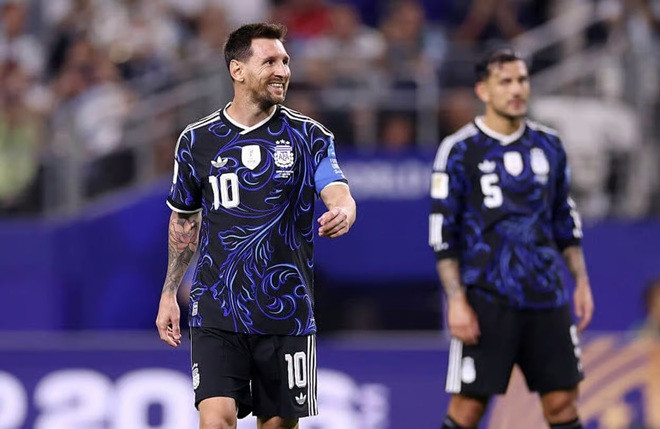 Messi lập kỷ lục lịch sử, Argentina hạ Jordan 3-1 để chiếm ngôi đầu bảng