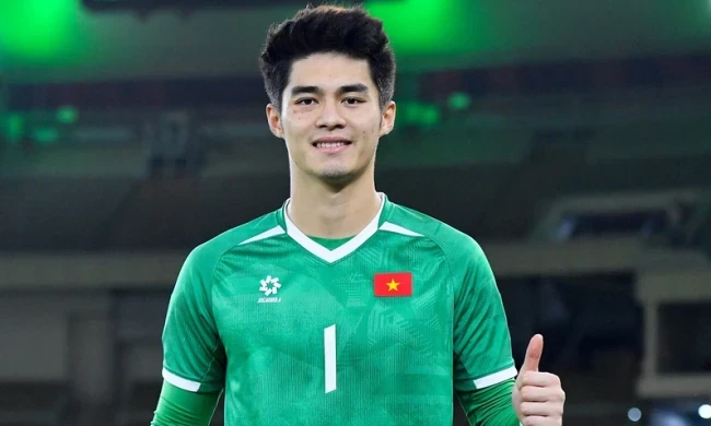 Biến động nhân sự V-League và cuộc đua khốc liệt trong khung gỗ ĐT Việt Nam