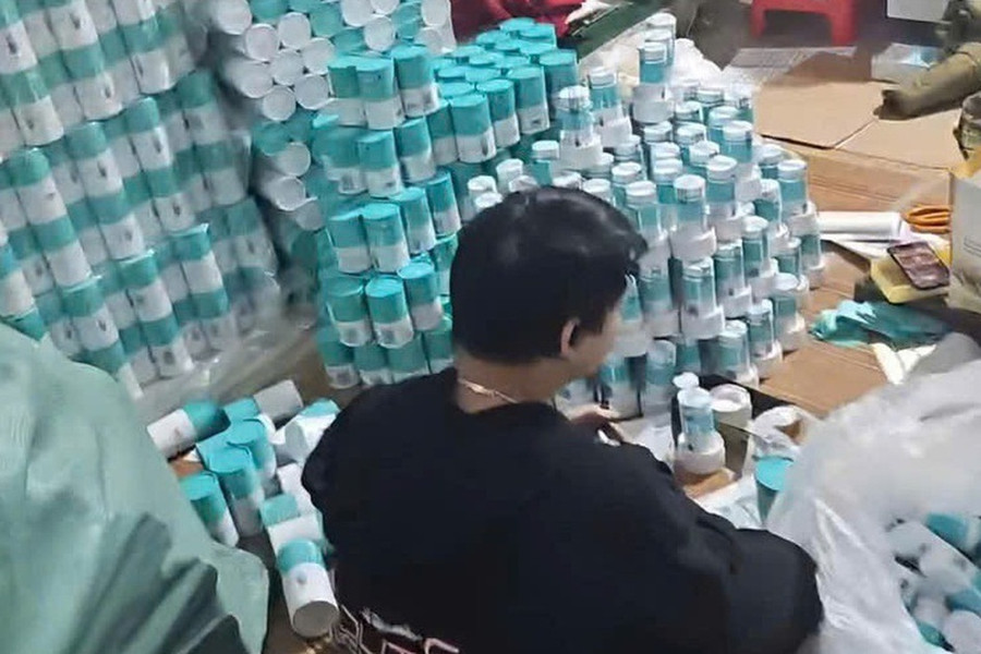 Đề xuất bổ sung các tội danh sản xuất hàng kém chất lượng, xả thải ra môi trường