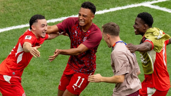 Thụy Sĩ đánh bại Colombia trên chấm luân lưu: Chấm dứt lời nguyền 72 năm tại World Cup
