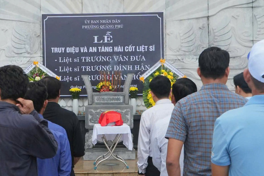 Đà Nẵng: Đưa 3 cha con liệt sĩ về an nghỉ tại nghĩa trang sau hơn nửa thế kỷ