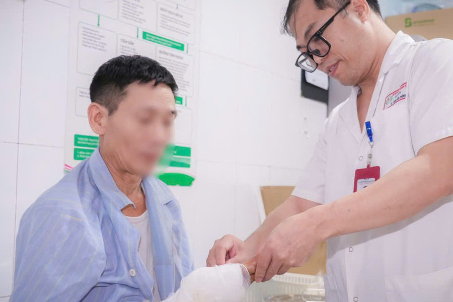 Nhiều người phải cắt cụt chi vì điện giật khi thả diều, câu cá