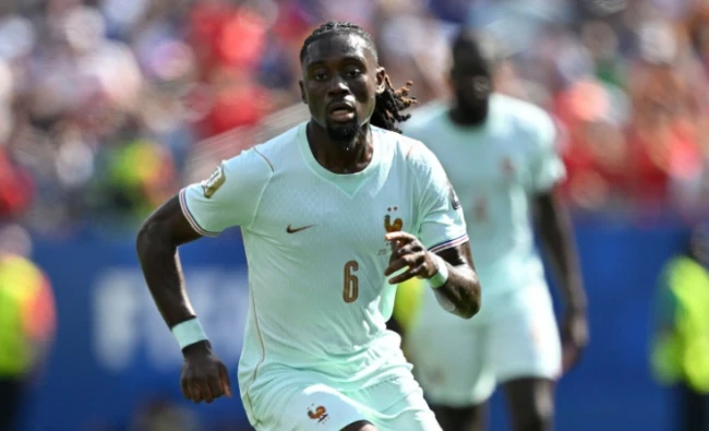 Manchester United nhắm Manu Kone: Lời giải 50 triệu bảng cho bài toán tuyến giữa