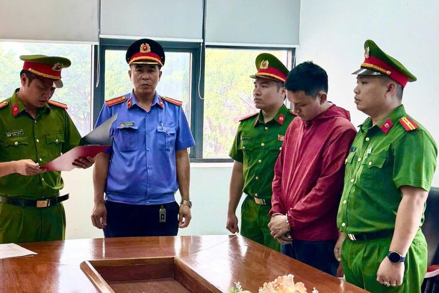 Nhân viên ngân hàng lừa đảo chiếm đoạt hơn 29 tỷ đồng