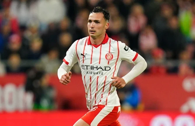 Arnau Martinez: Giải pháp 8 triệu euro giúp Liverpool tối ưu hóa ngân sách tái thiết