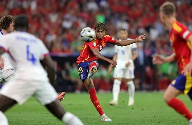 Pháp đấu Tây Ban Nha: 5 trận cầu kinh điển định hình duyên nợ bóng đá châu Âu
