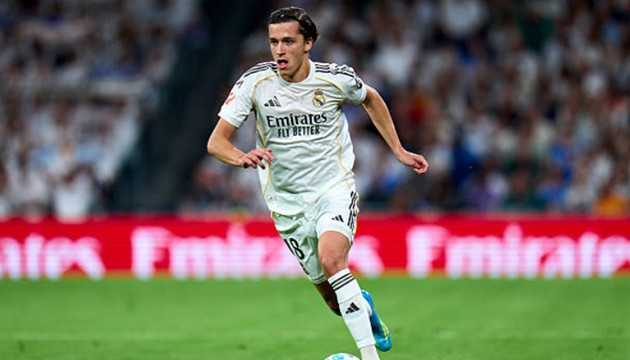 Chelsea nhắm Alvaro Carreras: Mảnh ghép chiến thuật giúp Xabi Alonso nâng tầm The Blues