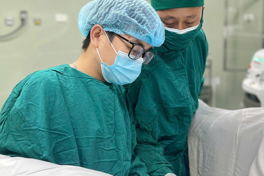 Người đàn ông nhập viện cấp cứu vì lợn húc rách vùng sinh dục