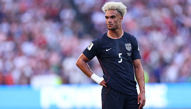 Man Utd quyết chiêu mộ Antonee Robinson: Lời giải cho bài toán Luke Shaw và sự thay đổi tại Old Trafford