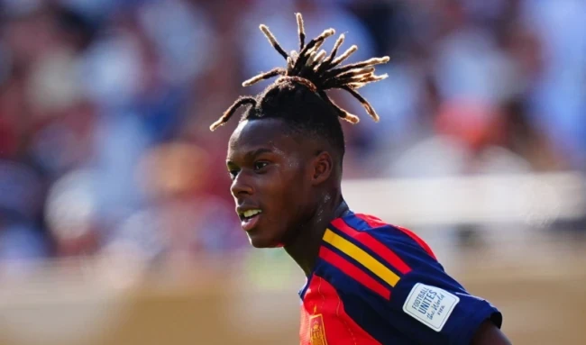 Arsenal tái khởi động thương vụ Nico Williams, Barcelona quyết định tương lai Ferran Torres