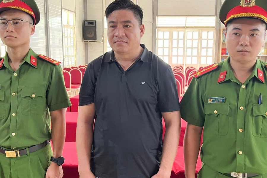 Bắt Giám đốc Công ty Hoàng Hưng HB ứng tiền mua vật tư xây trường học ở vùng cao rồi bỏ trốn