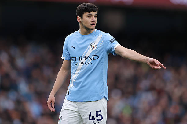 Man City gia hạn hợp đồng kỷ lục với Abdukodir Khusanov và Jeremy Doku đến năm 2031