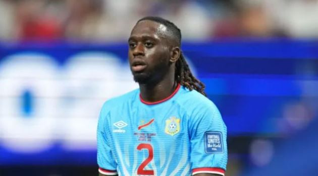 Arsenal nhắm Wan-Bissaka giải bài toán khủng hoảng hàng thủ