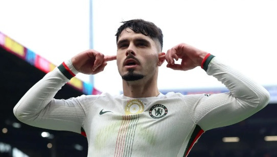 Chelsea xác định tương lai Pedro Neto: Chỉ bán khi nhận lời đề nghị siêu khủng