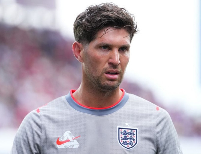 Juventus tăng tốc chiêu mộ John Stones: Lời giải chất lượng miễn phí cho hàng thủ