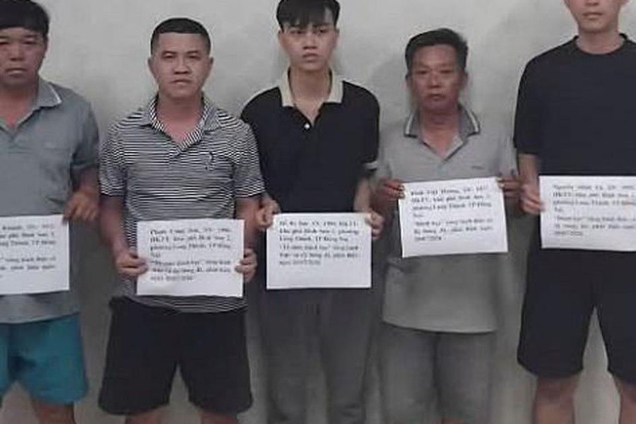 Cá độ gần 100 triệu đồng trong trận chung kết World Cup, 5 người bị tạm giữ