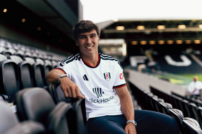 Fulham chính thức chiêu mộ tiền đạo Gonzalo Garcia từ Real Madrid với hợp đồng 5 năm
