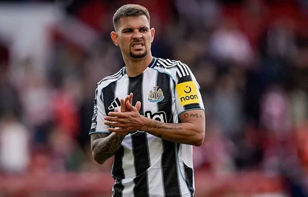 Arsenal hoàn tất thỏa thuận Bruno Guimaraes và chuẩn bị bổ sung thêm hai tân binh