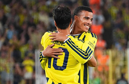 Greenwood tỏa sáng rực rỡ, Fenerbahce đánh bại Sturm Graz 2-0 tại Champions League