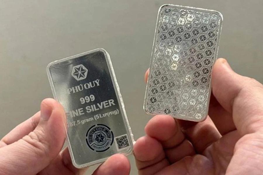 Giá bạc thế giới phục hồi lên 62,17 USD/ounce, trong nước bán ra cao nhất 2,391 triệu đồng/lượng
