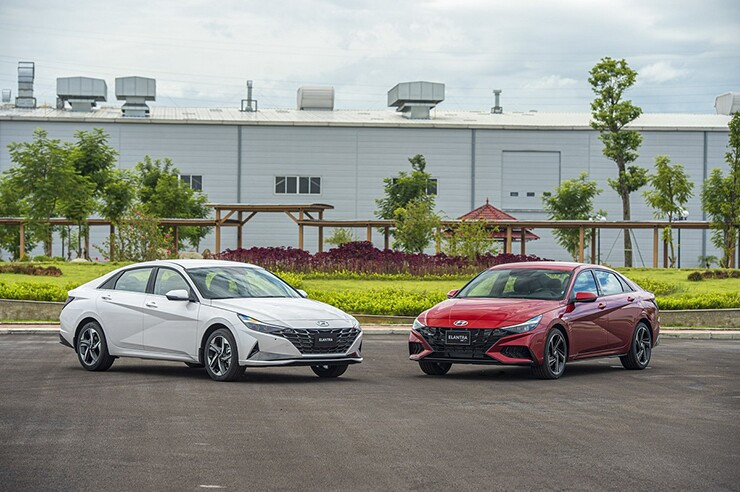 Đánh giá Hyundai Elantra 2026: Bảng giá lăn bánh, thông số kỹ thuật và trang bị chi tiết